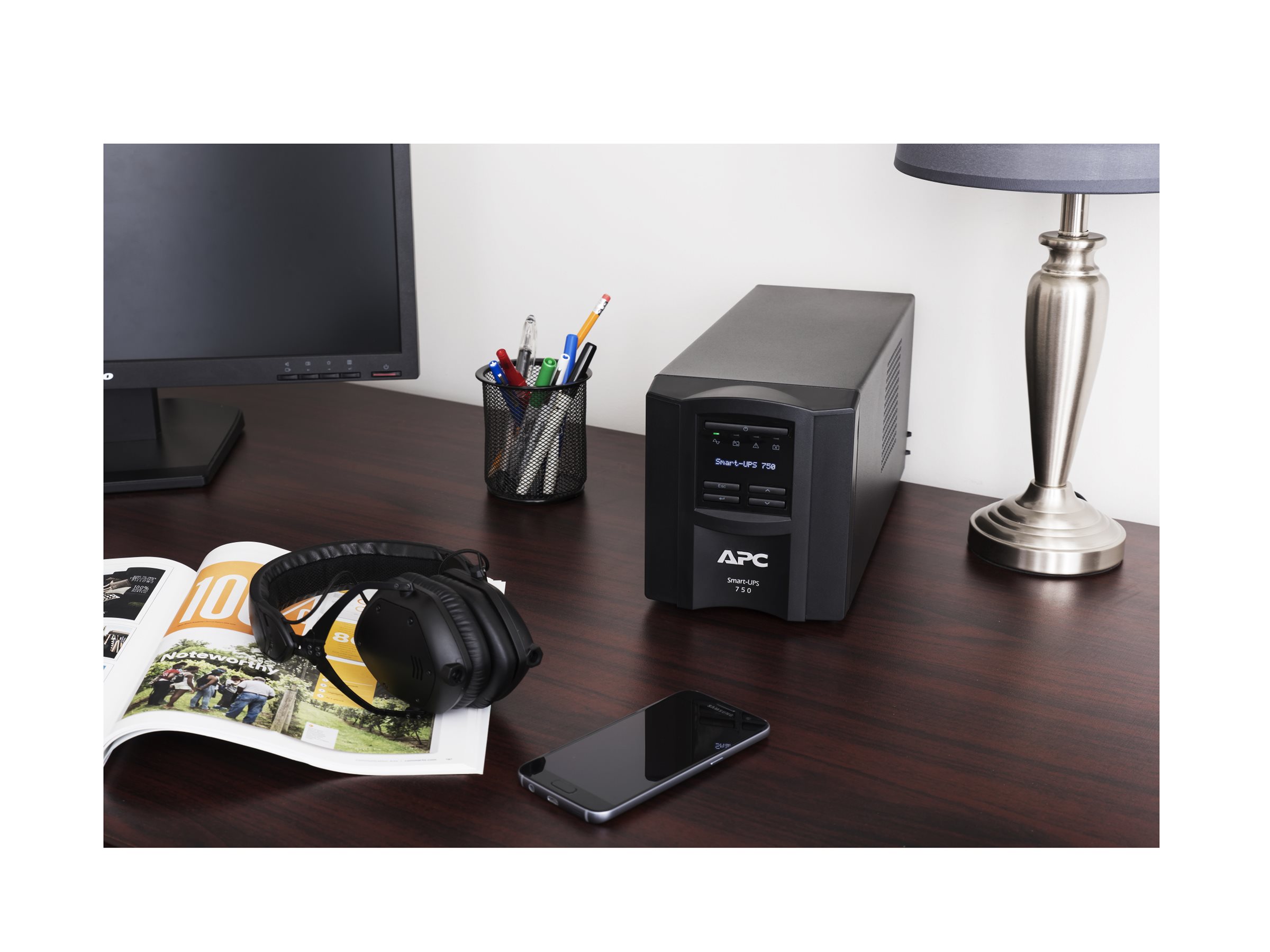 APC Smart-UPS 750VA LCD 230V Tower Smar - Pilt 6